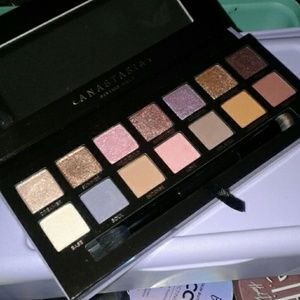 AUTHENTIC Anastasia Beverly Hills Norvina Palette